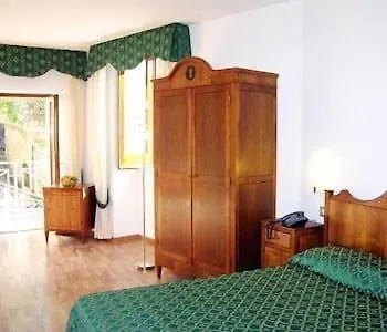 La Magnolia - Centre Szálloda