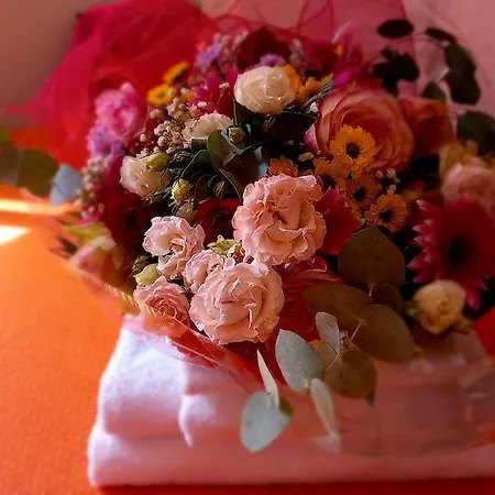 Готель La Magnolia - Centre Сорренто