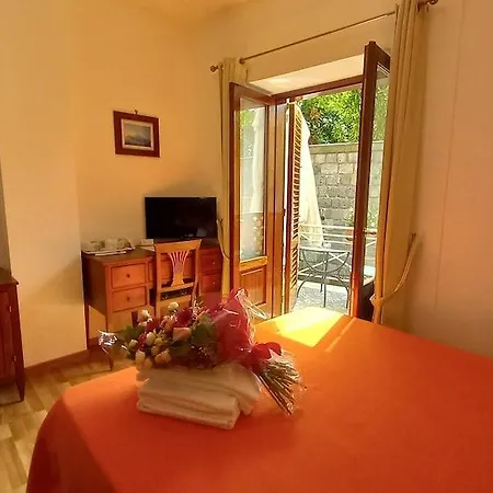 La Magnolia - Centre Hotell Sorrento