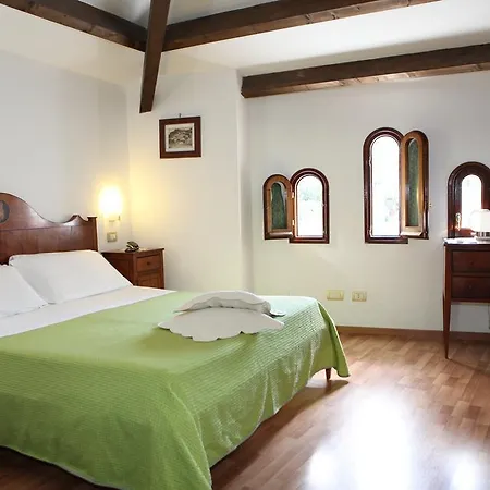 Hotell La Magnolia - Centre Sorrento